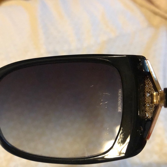 Bvlgari Sunglasses (original) - Picture 8 of 11